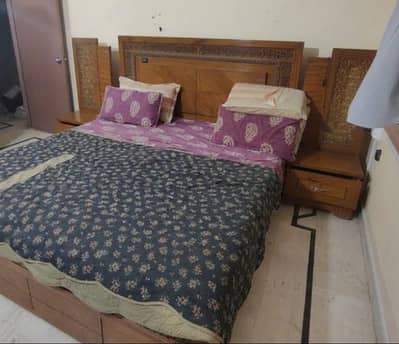 King-size Bedroom set