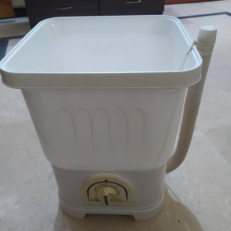 SA110 Model Mini Washing Machine 1