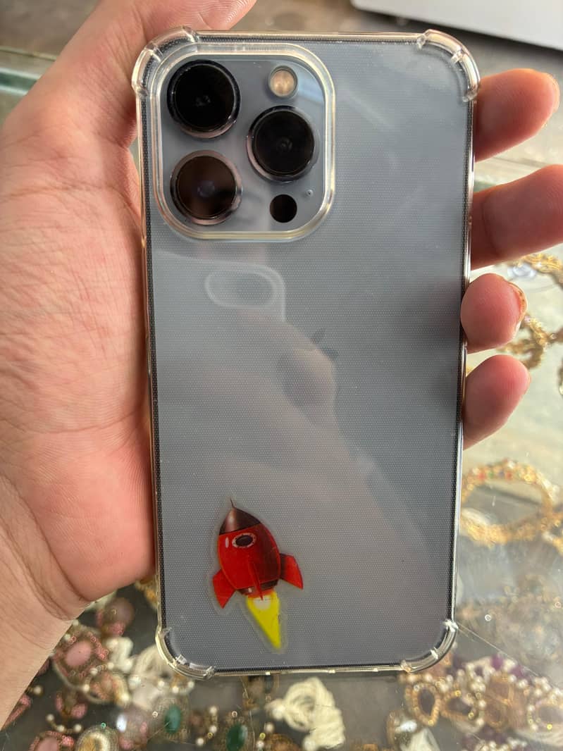 Apple iPhone 13 Pro 6
