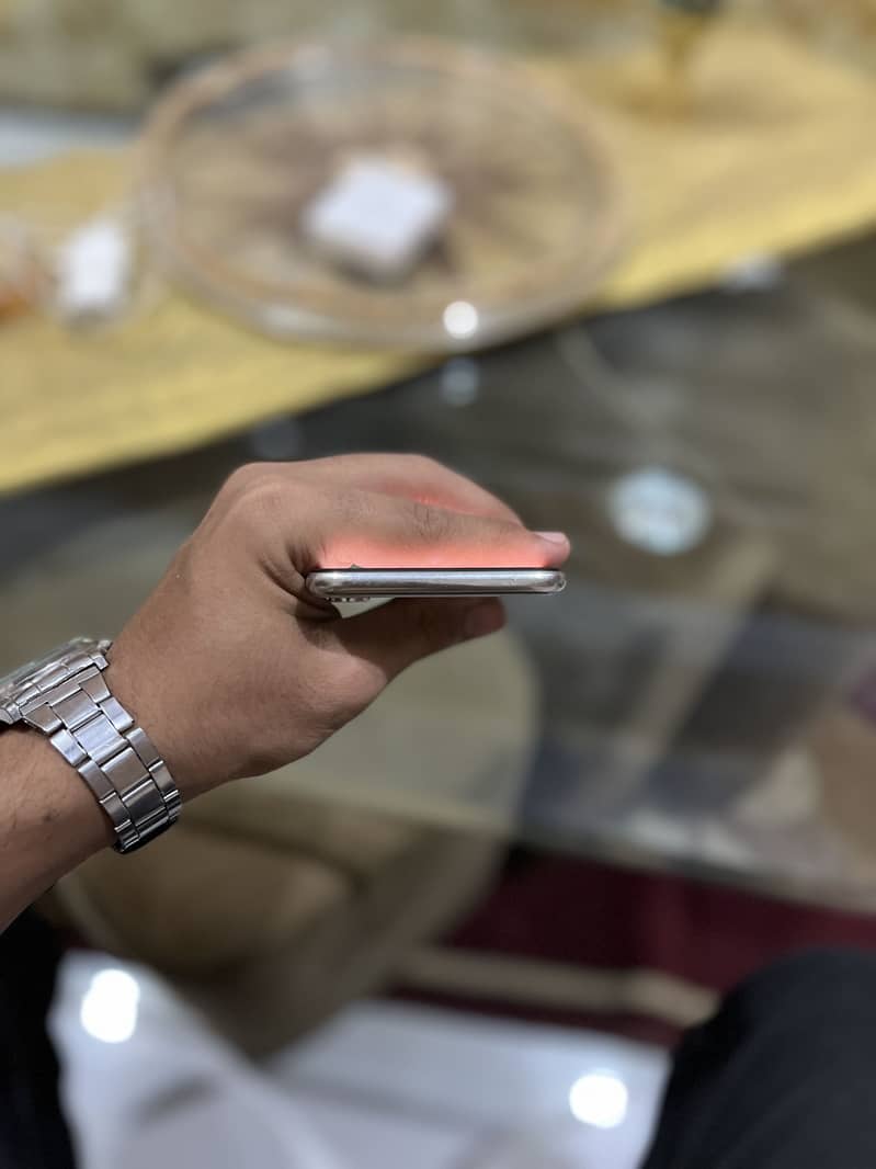 Apple iPhone X 1