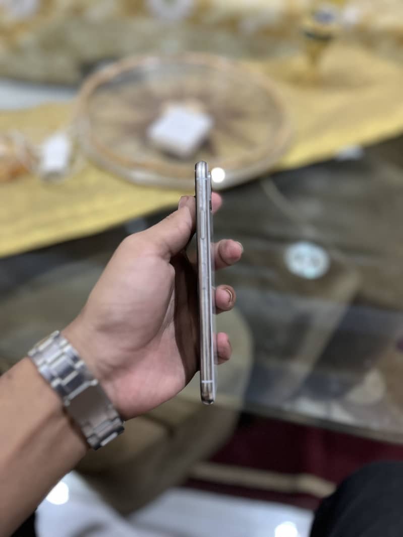 Apple iPhone X 7