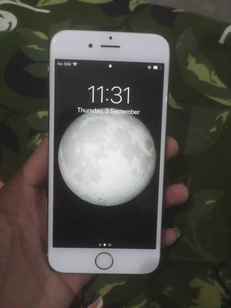 Apple iPhone 6S 4