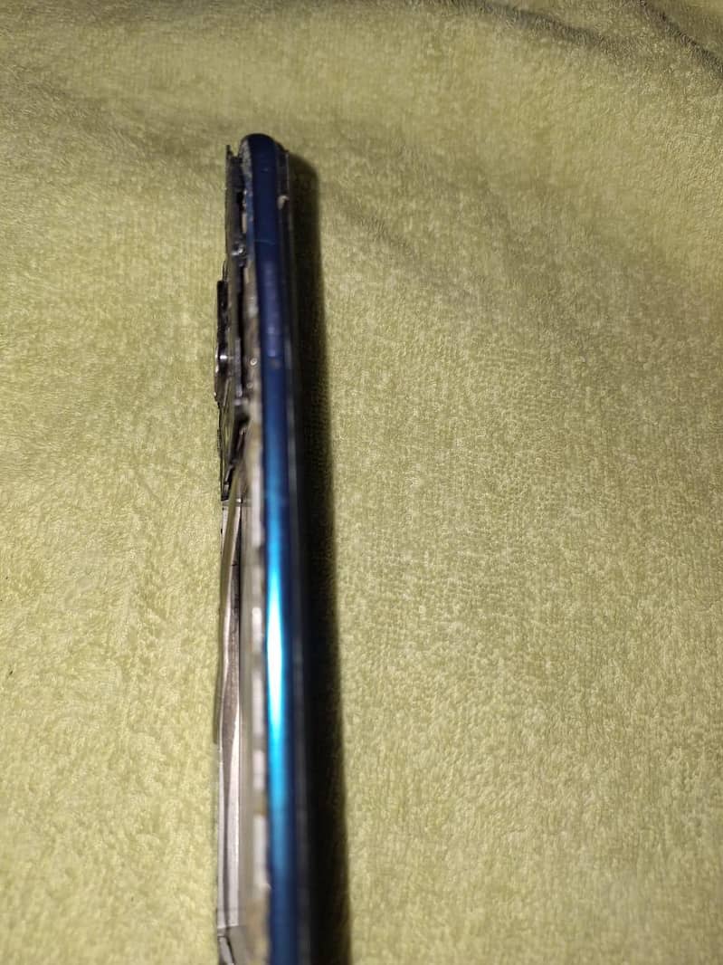 Xiaomi Redmi Note 9S 4