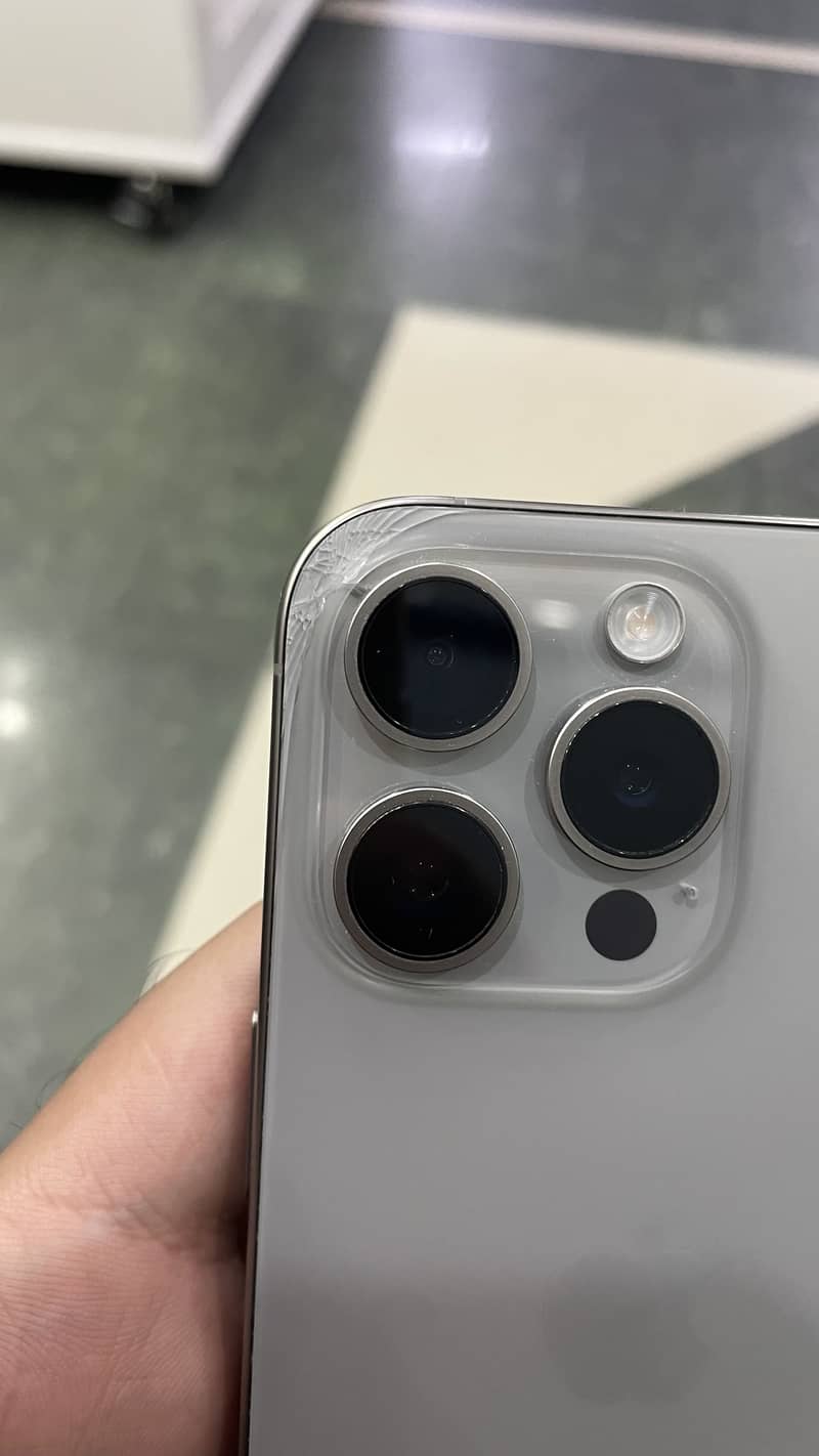 Apple iPhone 15 Pro 11