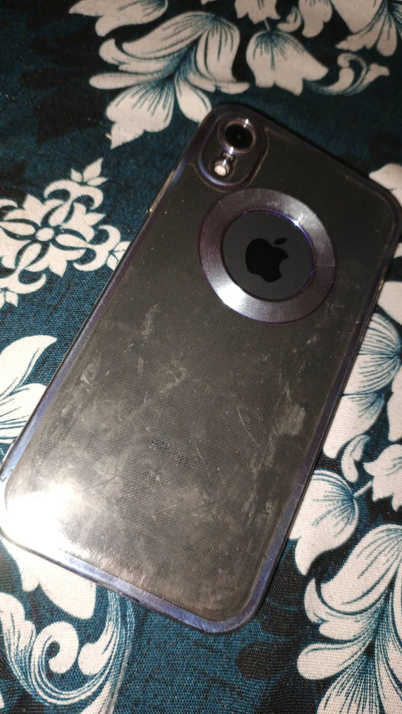 Apple iPhone XR 2