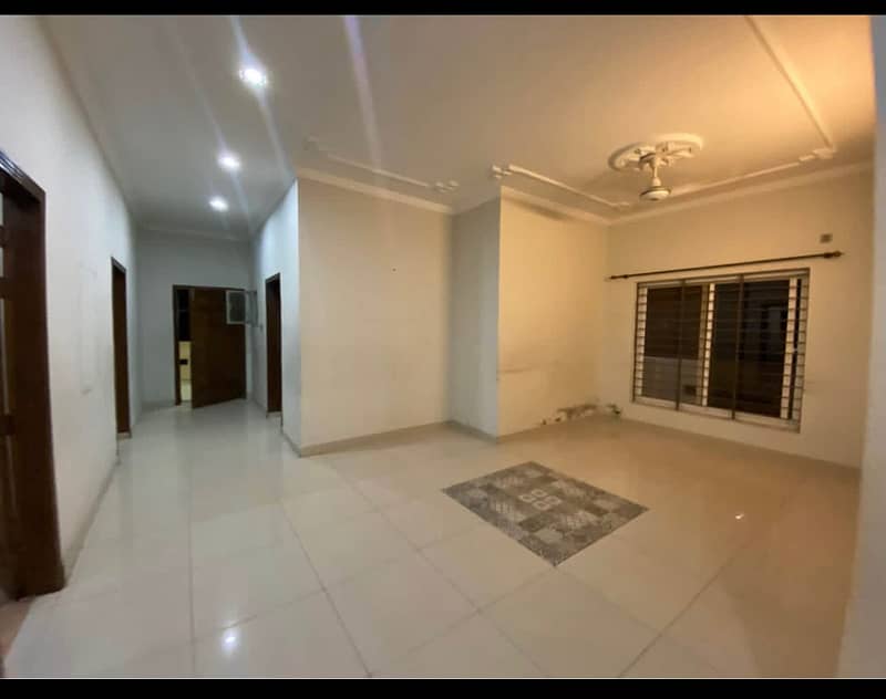 10 Mara Upper Portion For Rent with All Basic Necessities 5