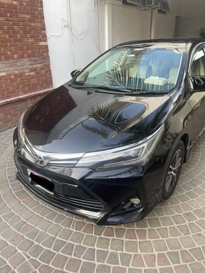 Selling my corolla grande 2017 new shape good condition call onWhatsap
