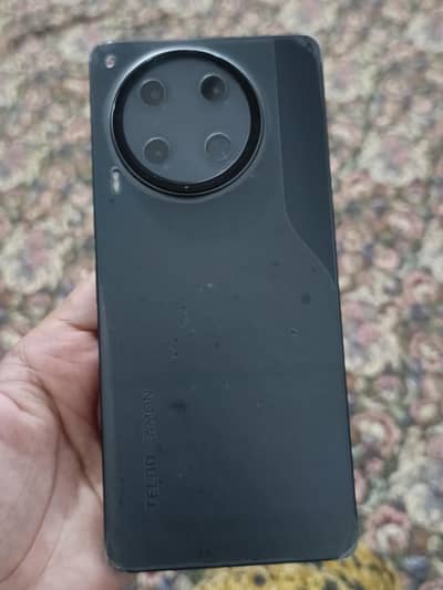 Tecno CAMON 30