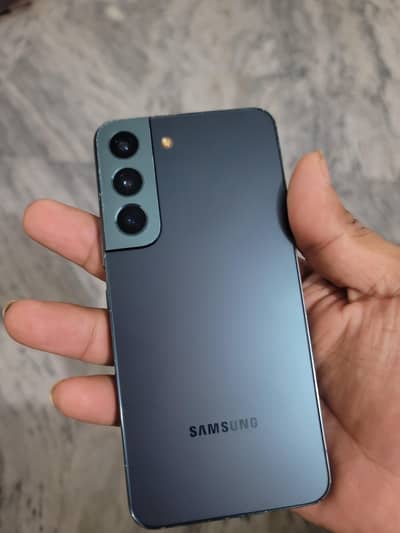 Samsung Mobile S22