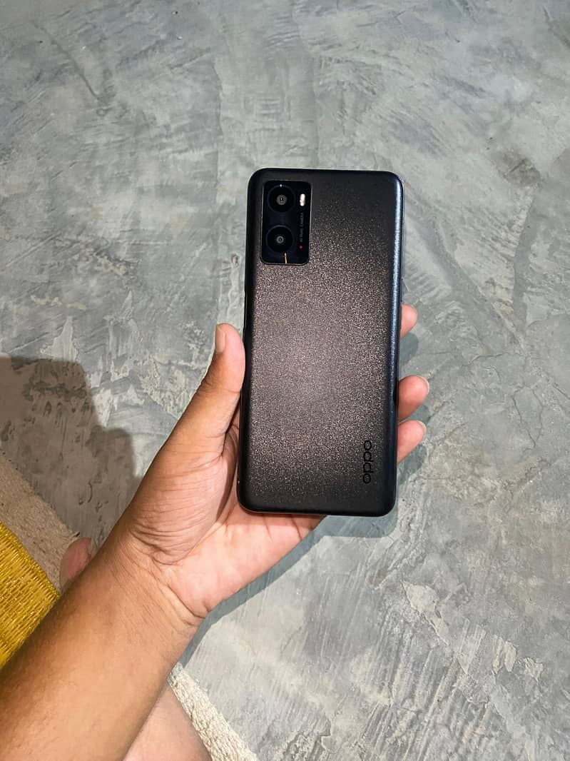 OPPO A76 7
