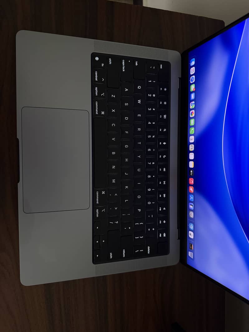 Macbook pro m1 4
