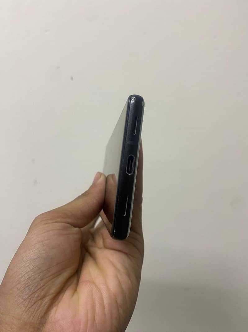 Google Pixel 6a 1