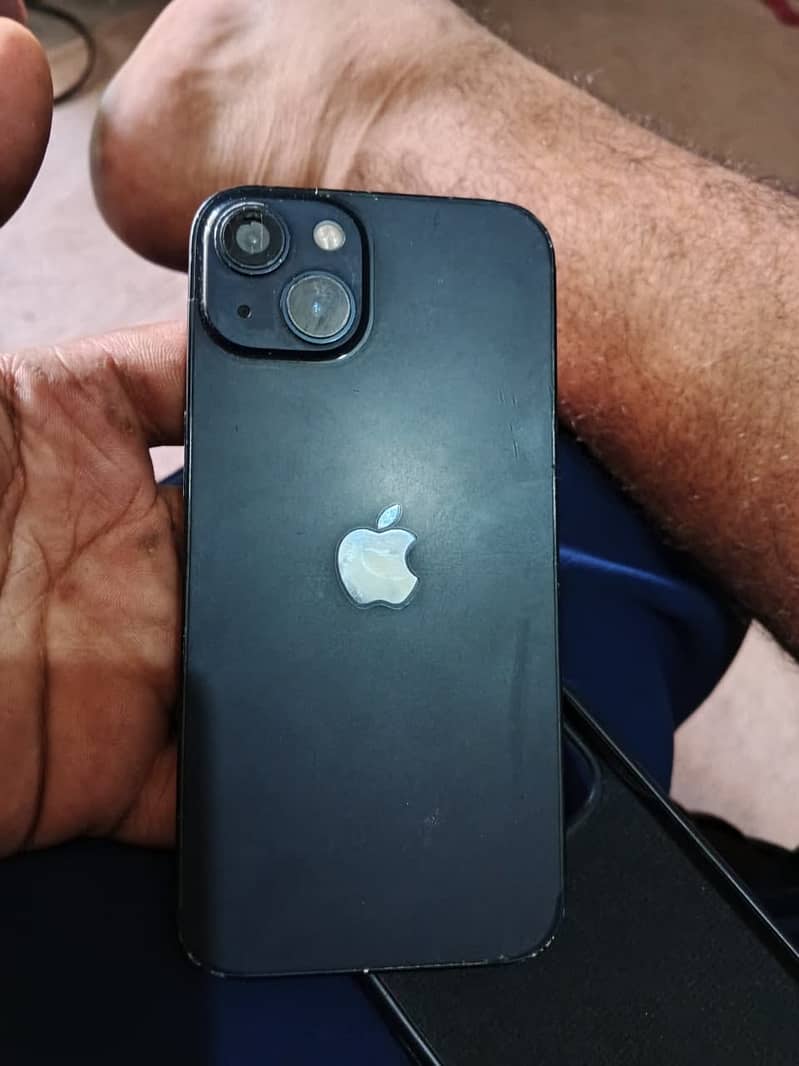 Apple iPhone 13 0