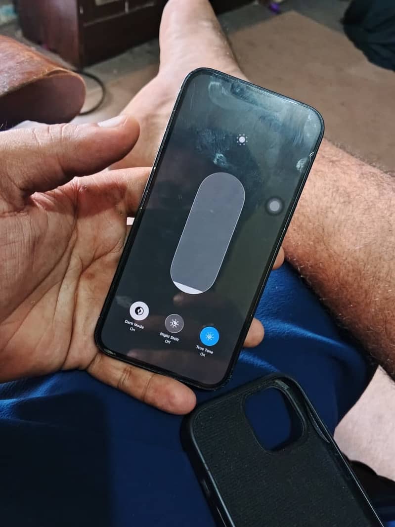 Apple iPhone 13 3