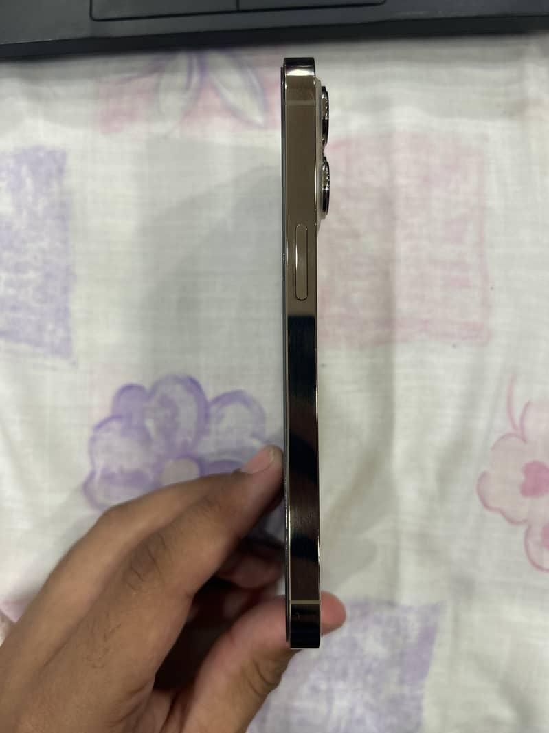 Apple iPhone 13 Pro 7