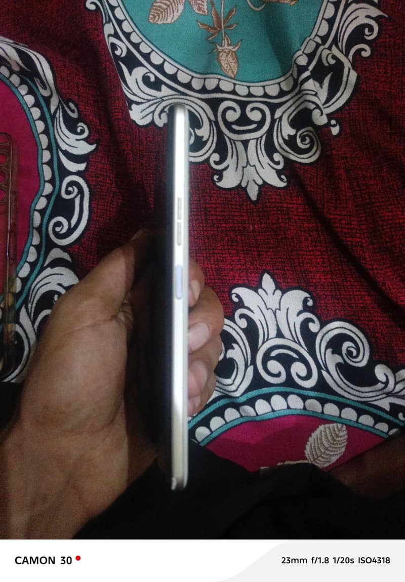 Tecno CAMON 18T 1