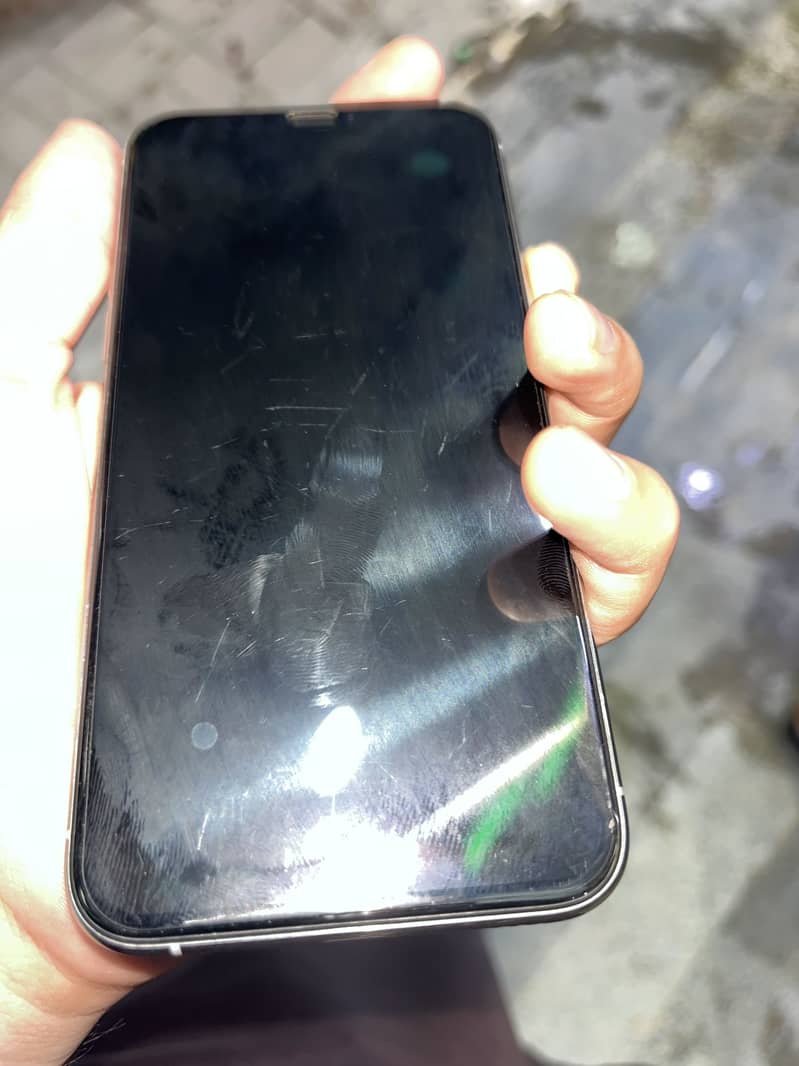 Apple iPhone 11 Pro 1