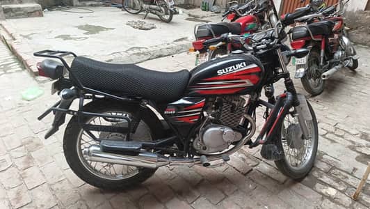 Suzuki Gs 150
