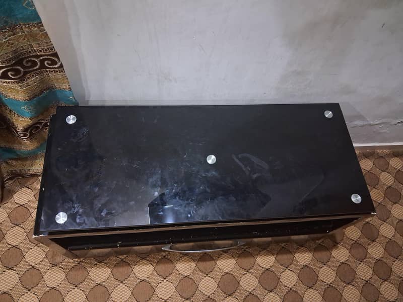 TV table 0