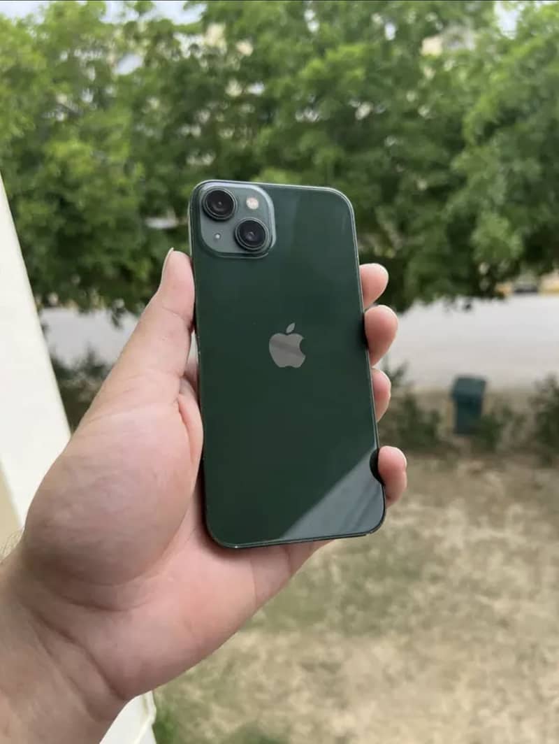 Apple iPhone 13 2