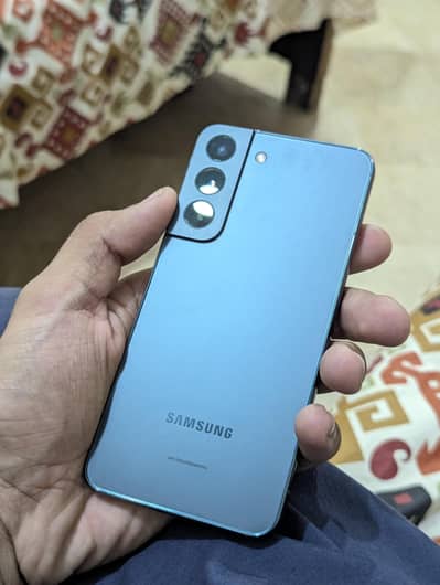 Samsung Mobile S22