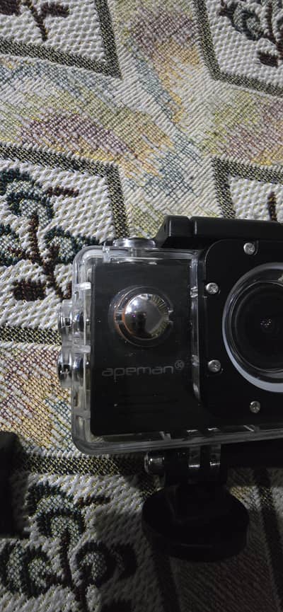 Apeman Camera A66 included  one battery fully working