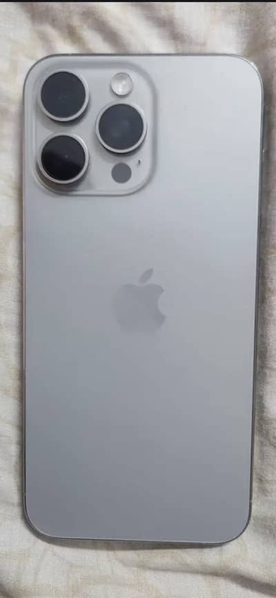 Apple iPhone 15 Pro Max
