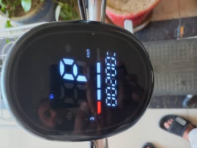 Crown EV350 Scooty
