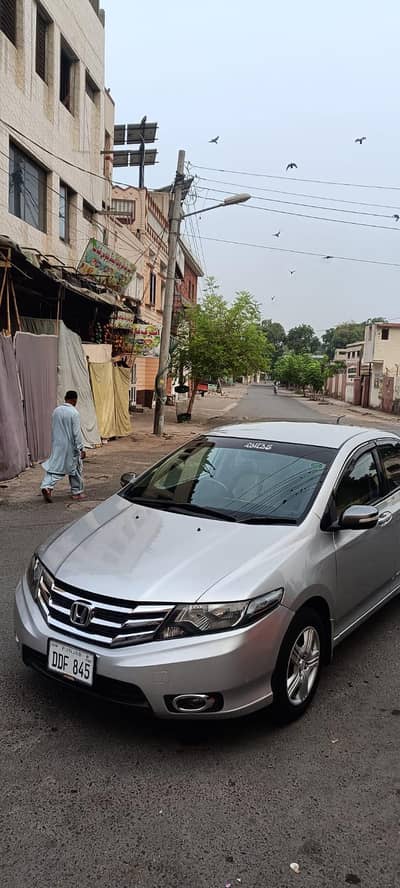 Honda City IVTEC 2015 in excellent Condition 03131218355