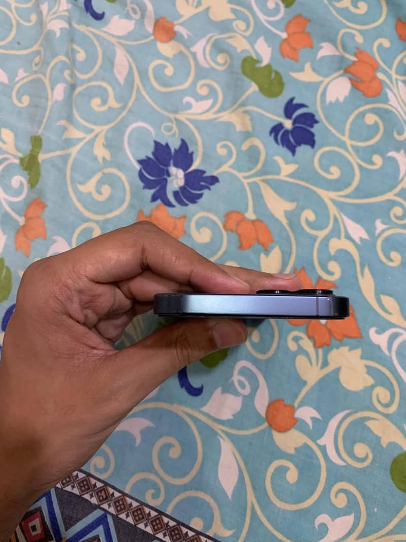 Apple iPhone 12 Pro 5