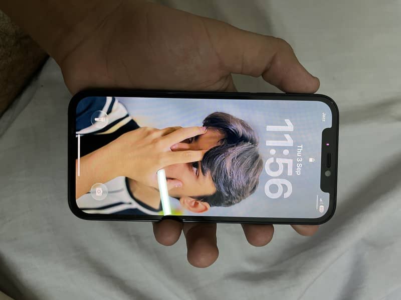 Apple iPhone 12 5