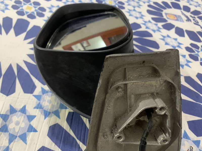 VITZ ORIGINAL SIDE MIRROR 4