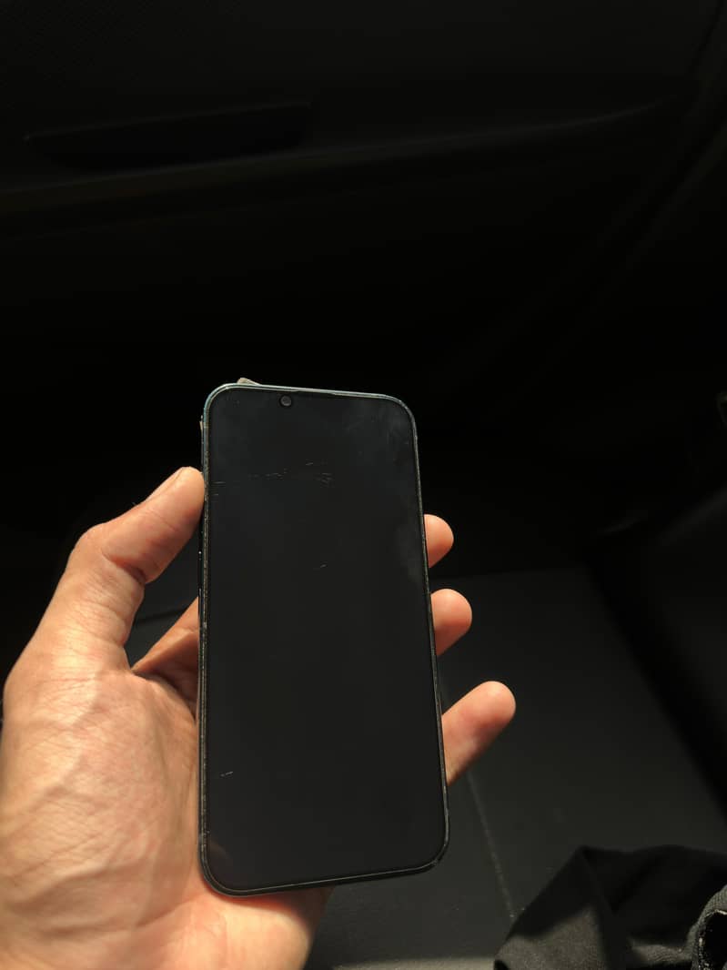 Apple iPhone 13 3