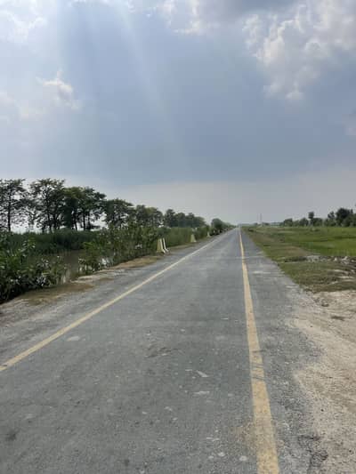 Canal Front 2.5 Acre Land Gulwehra