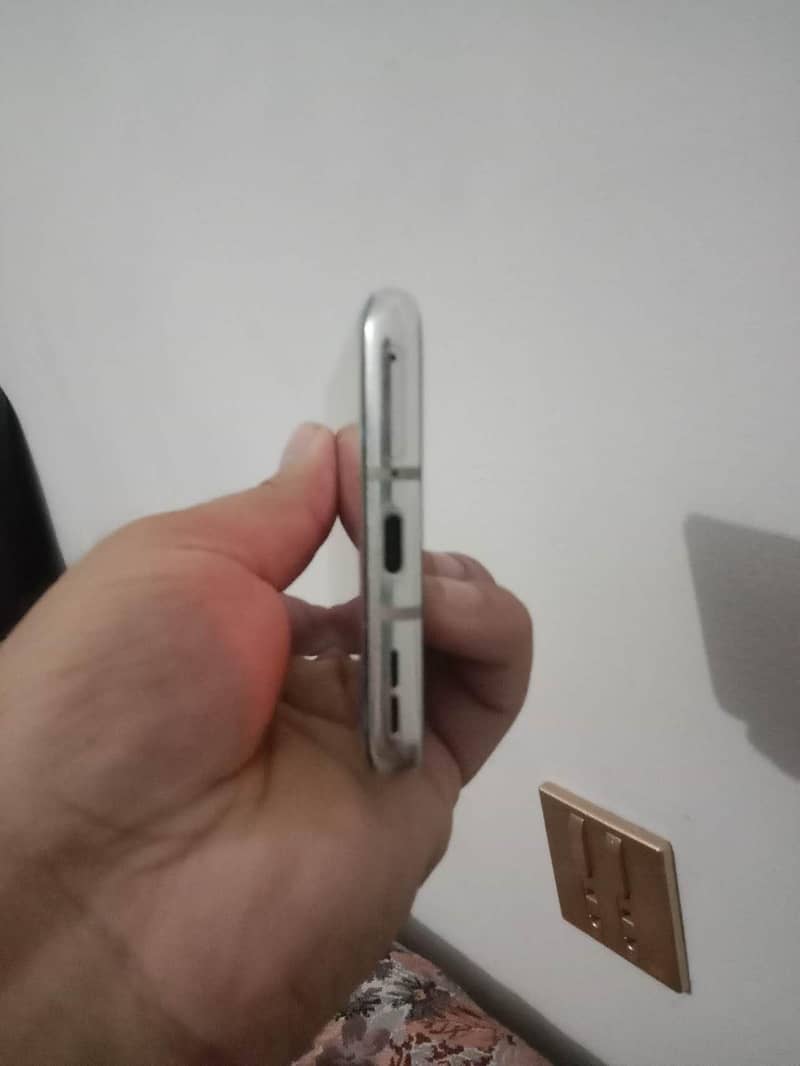 One Plus 8 4