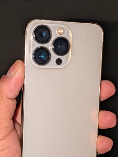 Apple iPhone 13 Pro