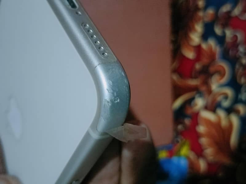 Apple iPhone 17 Pro Max 4