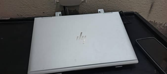 HP EliteBook x360 1030 G3