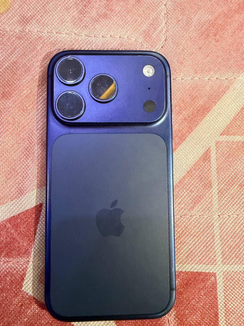 Apple iPhone 17 Pro 0