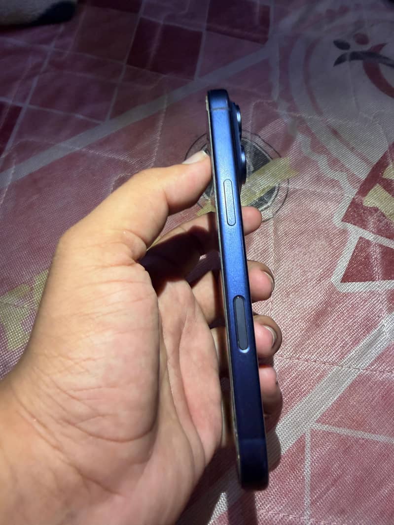 Apple iPhone 17 Pro 2
