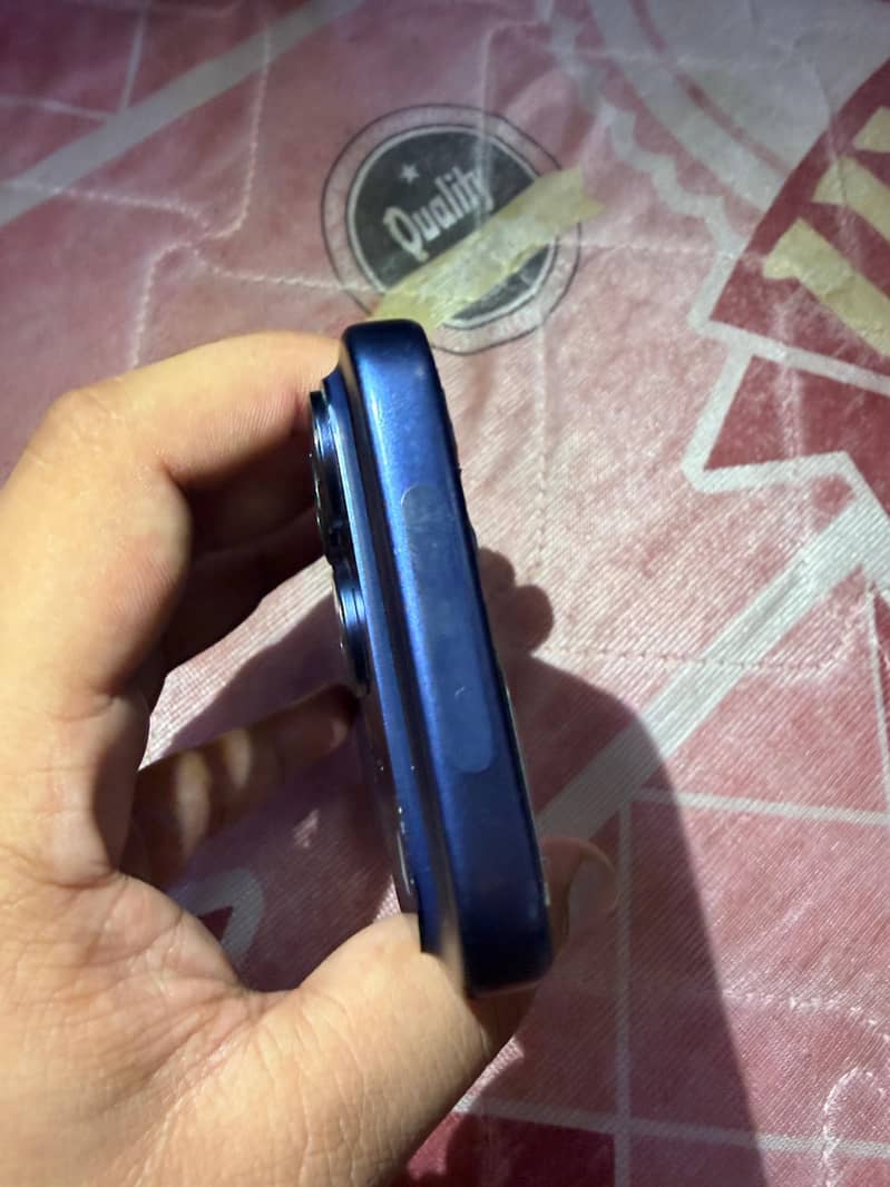Apple iPhone 17 Pro 4