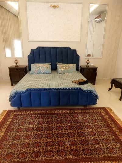 1 bed set with 2 side table