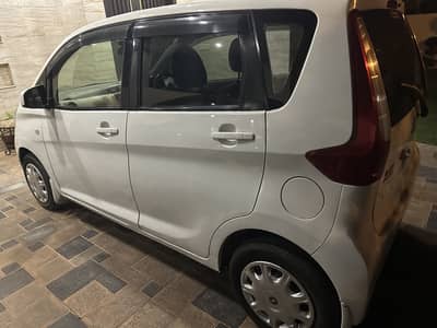 Mitsubishi Ek Wagon 2015