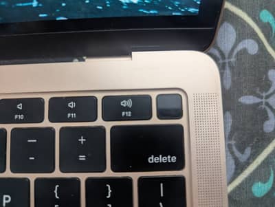 Clean MacBook air