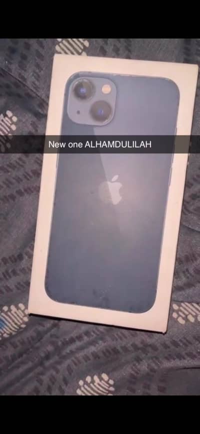 Apple iPhone 13