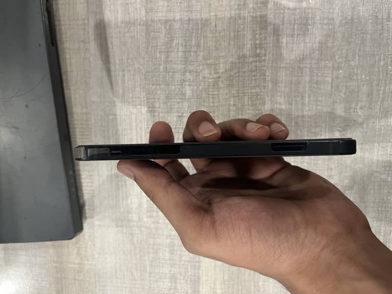 Apple iPhone 12 3
