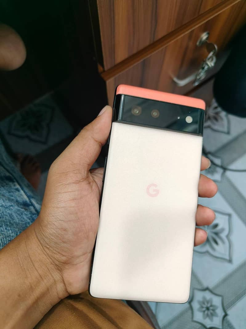 Google Pixel 6 0