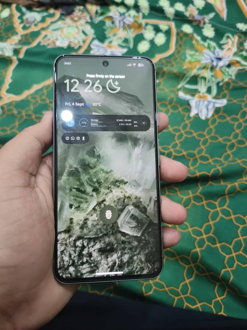 Google Pixel 8 1