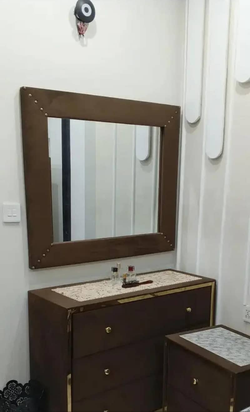bed side table and dressing 2