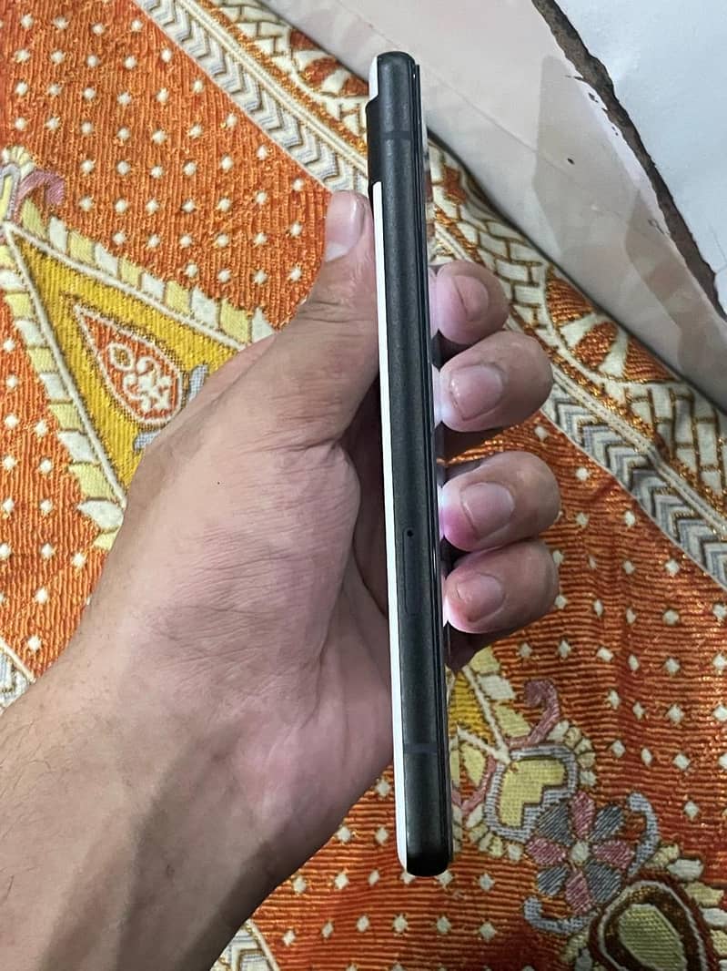 Google Pixel 6a 1